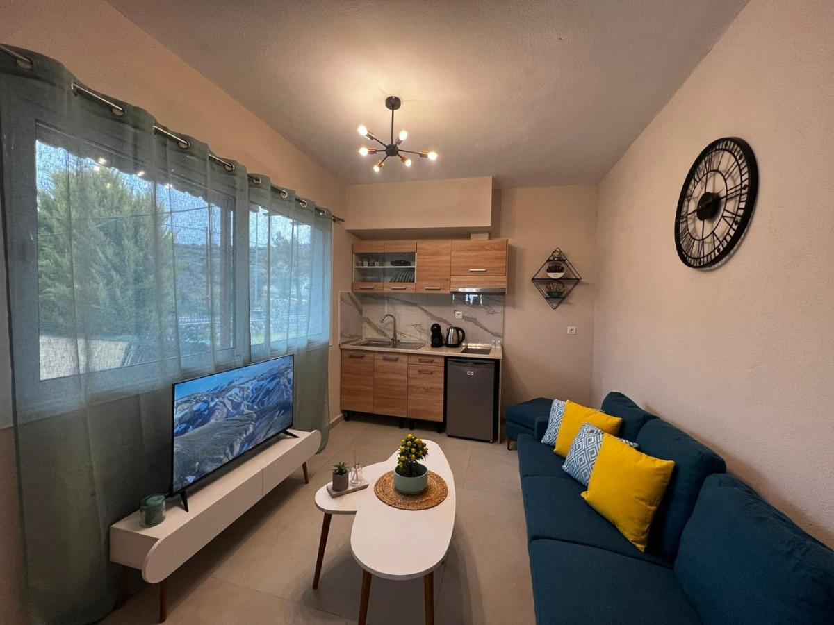Veni's Apartment *