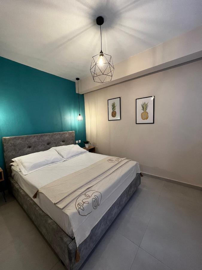 Veni's Apartment *